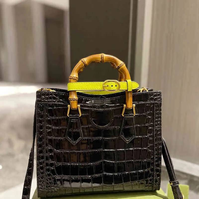 Axelväska bambu designer handväskor totes mode crossbody väska alligator quiltade kvinnor läder handväska shoppare väskor pures 061227e