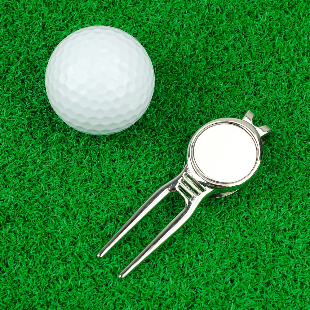 Nowe narzędzie do naprawy podziwu golfowego z akcesoriami Mark Pitchfork
