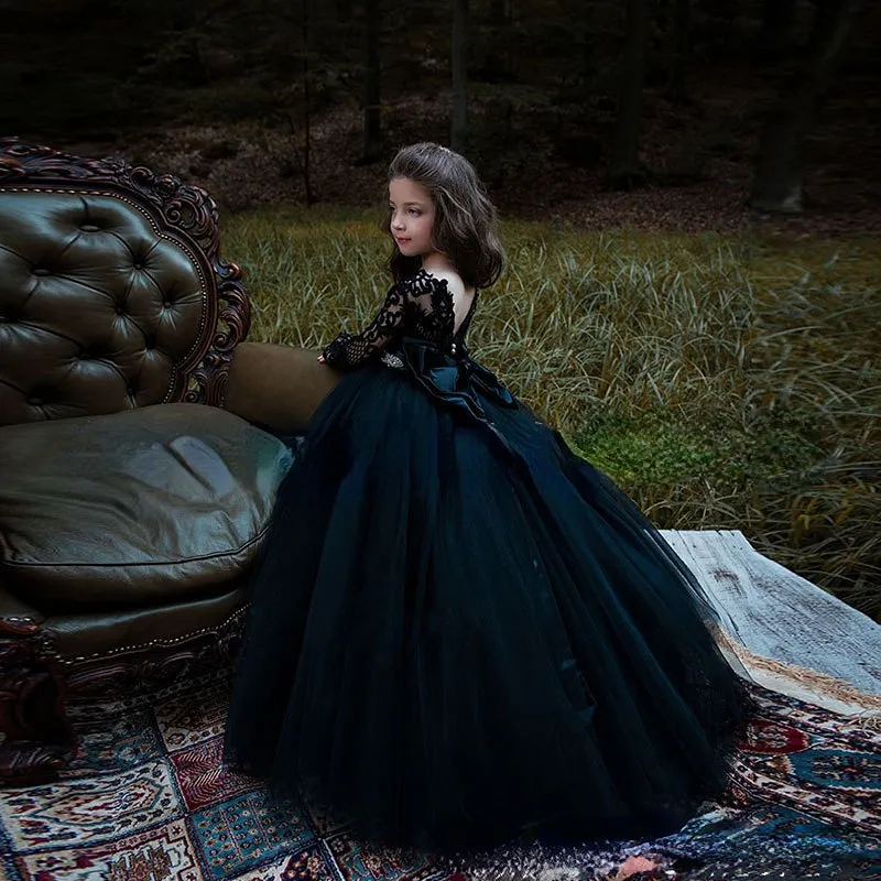 2022 Black Flower Girls Robes Sheer Jewel Neck Necl Sans manches Appliques en dentelle en tulle Girl Gowns Robes de princesse d'anniversaire Robes avec Big Arc