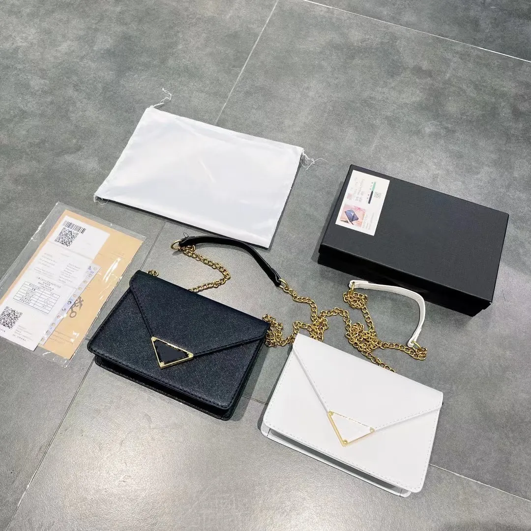 Novo Triângulo de Moda Mark Flip Envelope Package Chain Bag