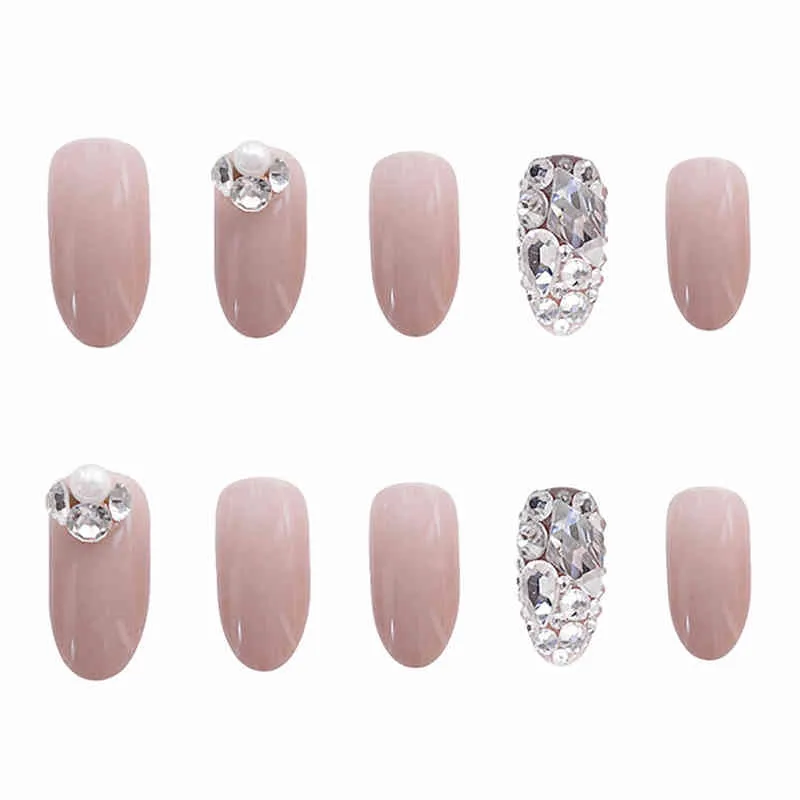 Fałszywe paznokcie Różowe diamenty noś długi akapit mody manicure łatanie oszczędzaj czas na noszenie paznokcie ty 0616
