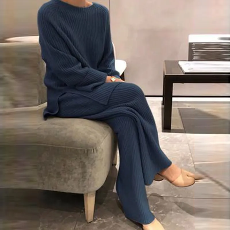 Kadın Sonbahar Örme Uzun Kollu En Geniş Bacak Pantolon Set Rahat Kore 2 adet Lady O-Boyun Kazak Klasik Katı Femme Kıyafetler Takım Elbise 220315