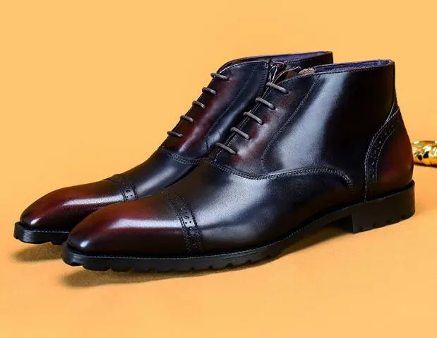 Nieuwe stijl hoge kwaliteit gesneden brogue laarzen lederen mannen laarzen puntige teen retro martin mode enkellaarzen