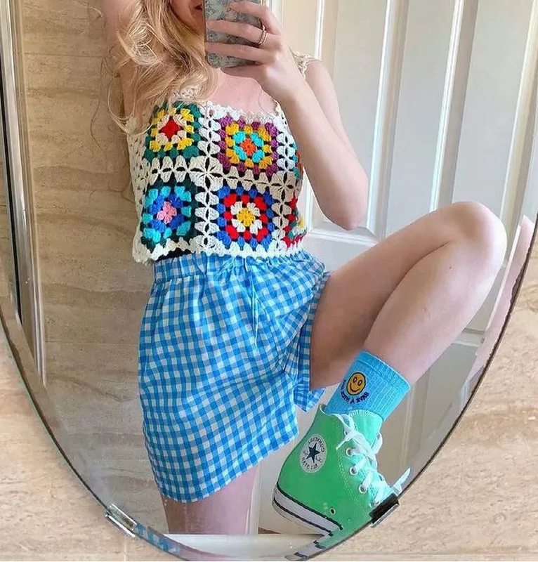 Harajuku handgemaakte uitgehouwen haak gehaakte plaid bloemtanks vrouwen zomer bijgesneden tops retro cool meisje korte tee vakantie 220325