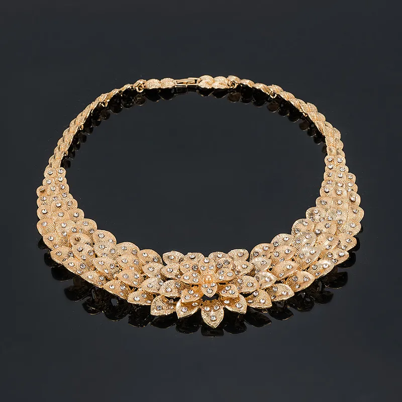 Ensemble de bijoux fête mariage bijoux couleur or pour femmes accessoires collier Bracelet boucles d'oreilles Design cadeau Nigeria éthiopien 220812