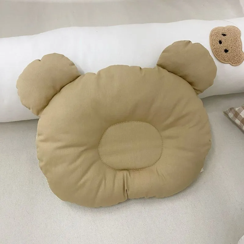 Эргономичная детская подушка для рожденной воздухопроницаемой воздушной сетки мультфильм Cartoon Cotton Boliding, чтобы предотвратить декор детской комнаты с плоской головой