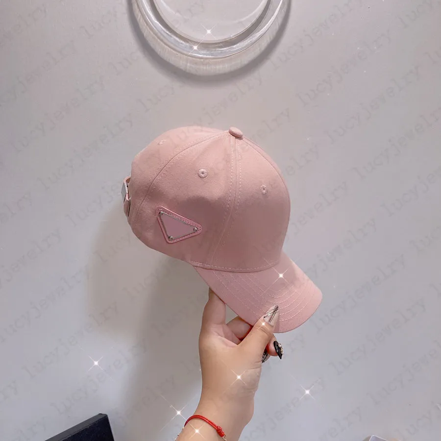 Designer Baseball Cap Dome Hat Leisure Caps Alphabetic Dome Solid Classic Design Novelty Design for Man Woman Top Quality212H