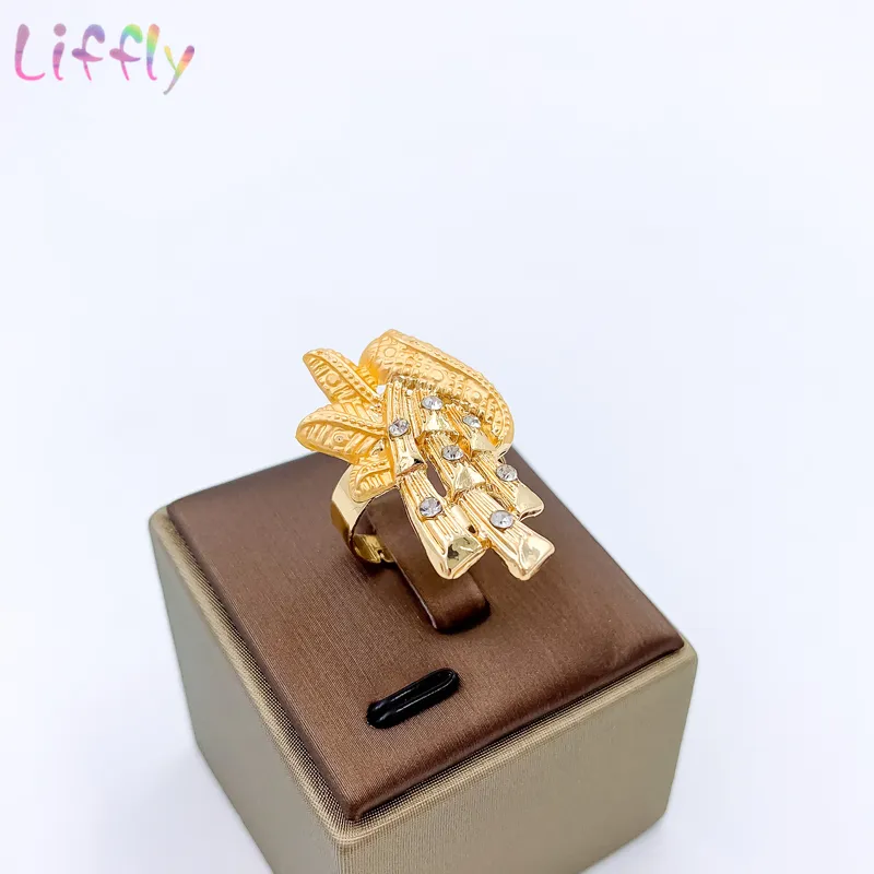 Conjuntos de joyería de moda nigeriana, collar con forma de hoja, pulsera de oro para mujer, conjunto de Dubái, pendientes, anillo de cristal nupcial para boda 220922