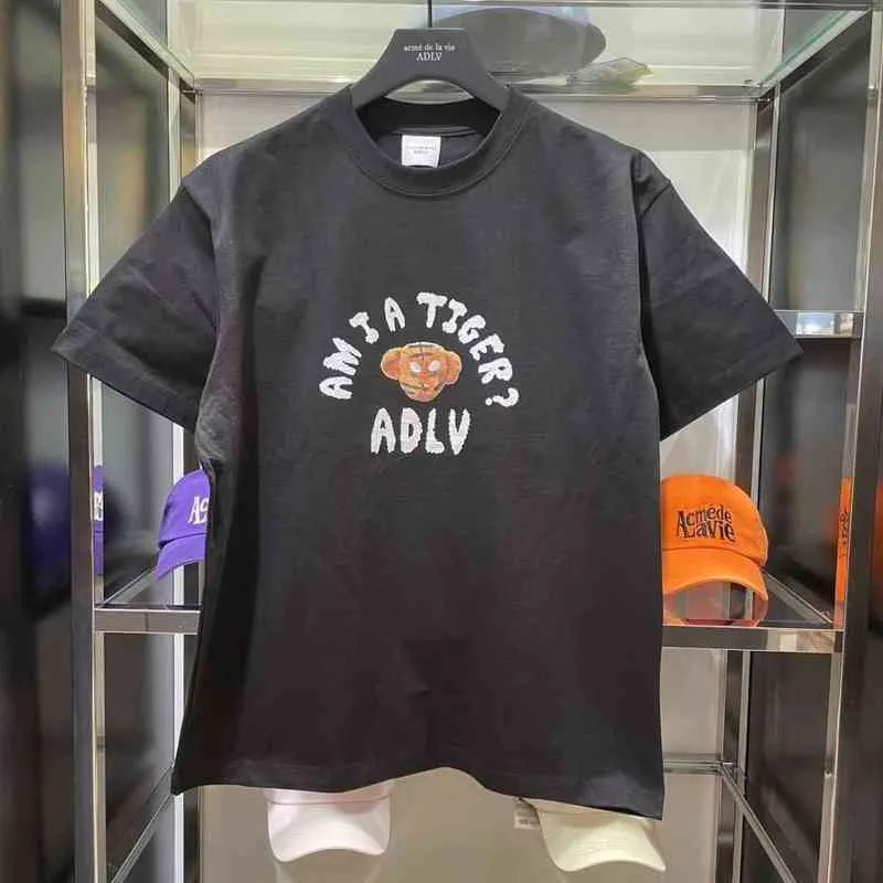 패션 브랜드 ADLV Tiger Year Limited Cute Print Spring / Summer 2022 새로운 느슨하고 다재다능한 짧은 슬리브 유니세진 3 티셔츠 패션