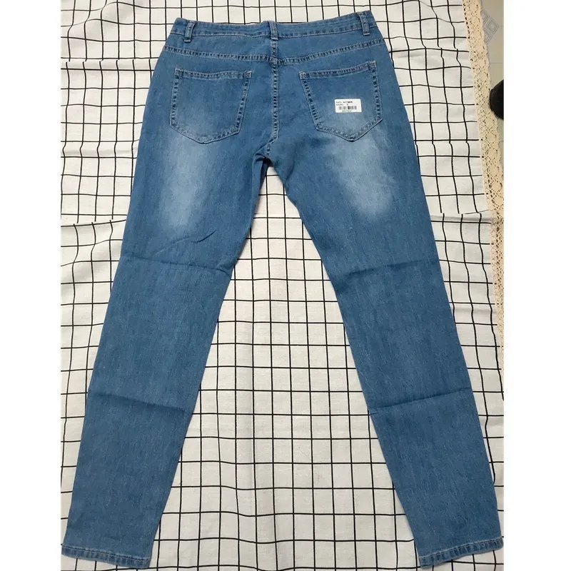 Herren-Jeans mit Lochstickerei, dehnbar, zerrissen, Röhrenjeans, Biker-Print, zerstört, verklebt, Slim-Fit-Denim, zerkratzt, 220408