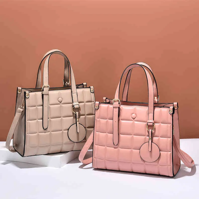 Flut Marke Großhandel frauen Messenger 2022 Neue Handtasche Einfarbig Mode-Trend Schulter Umhängetaschen