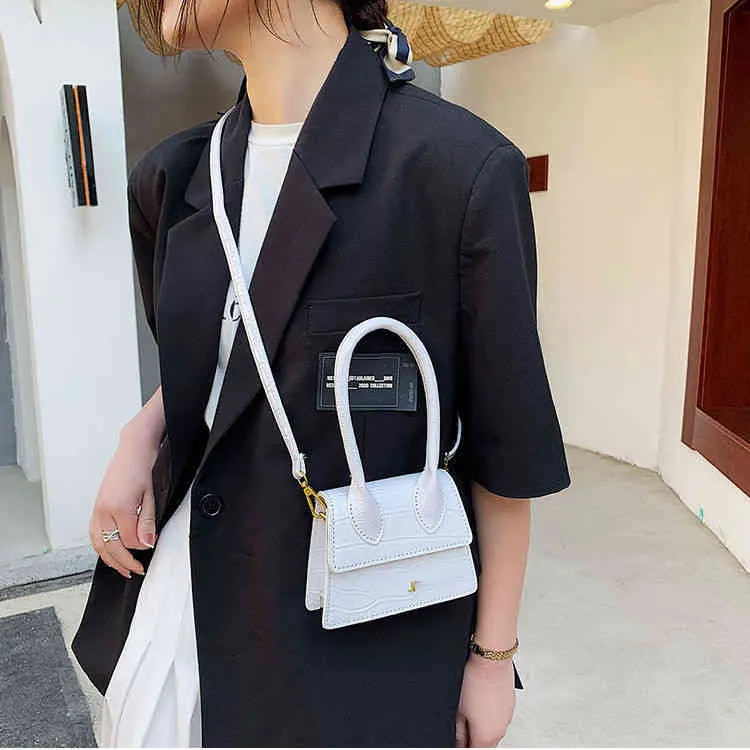 Factory Direct Sale Small 2022 New Fashion Women's Frh Msenger Square Stone Grain Korean One Shoulder Hand Designer Bag