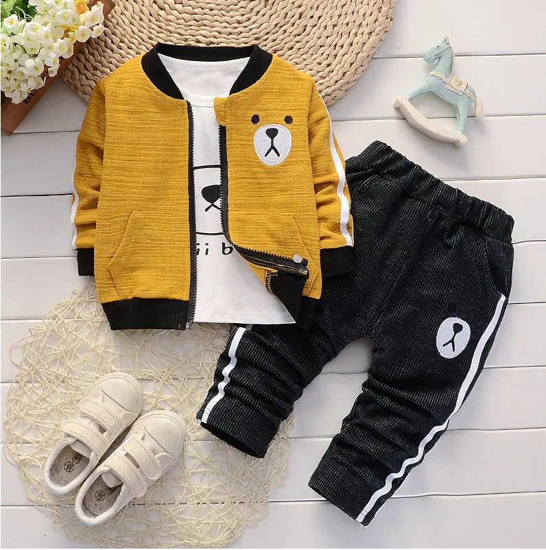 ベイビーボーイズ服セット春秋生まれのファッションコットンコート+トップス+パンツTracksuits for Be Be幼児カジュアル220326