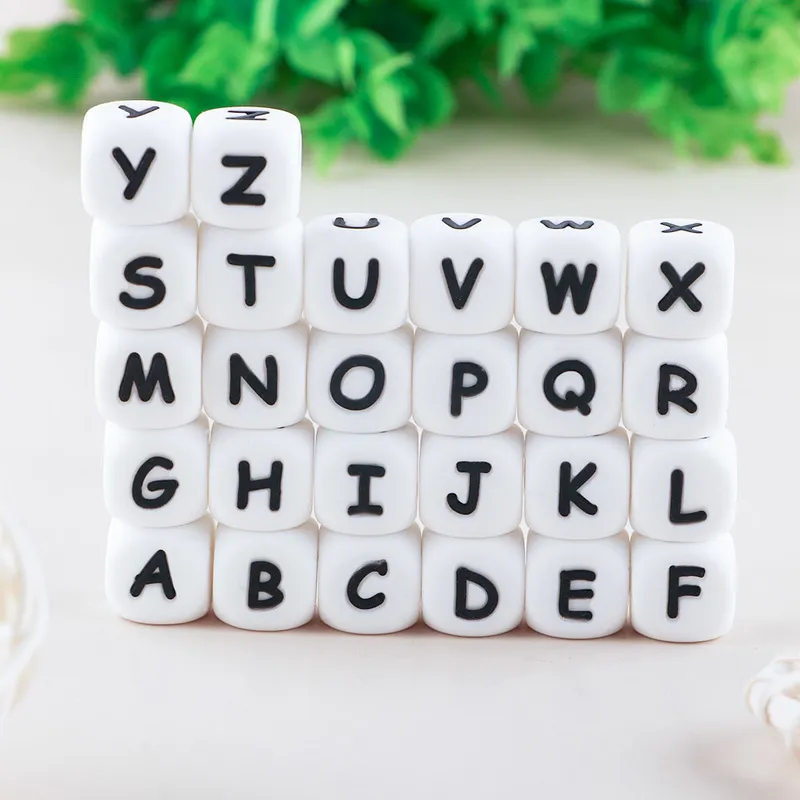 Kovict 100 st alfabet Engelska silikonbokstäver pärlor 12mm baby teether tillbehör för personliga nappklipp tandleksak 220507