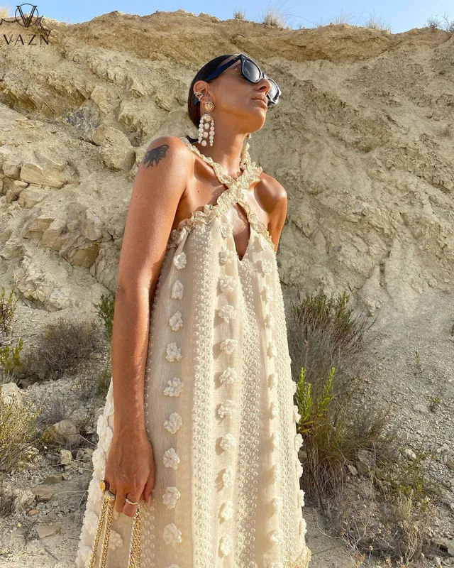 vaznセクシーなホリデースタイルの女性長いドレスノースリーブ露の肩の純粋な色空中床の長さ220521