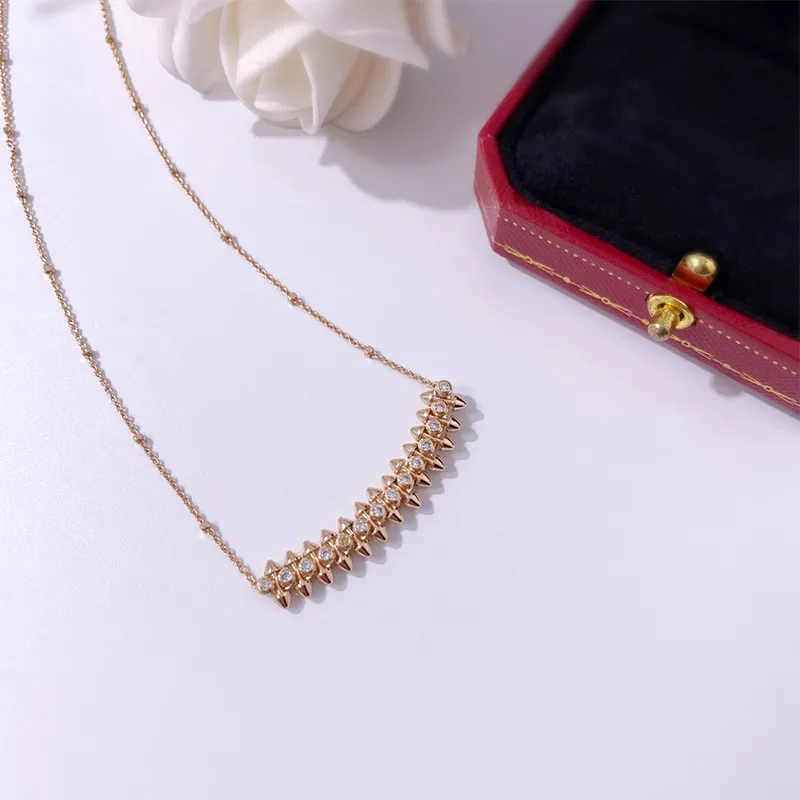 Nuovo Arrivo Fashion Bellissimo cristallo unghie donne Vite gioielli con torta grande clavicola clavicl Silver Necken Chain Womens Gift203D