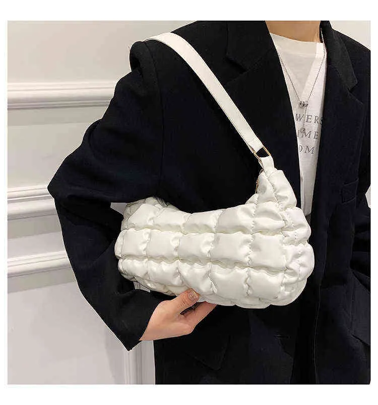 Abendtasche Nylon gepolsterte Unterarm-Umhängetaschen für Frauen 2022 Mode Desinger Sommermarke Trend gesteppte Handtasche Luxus-Einkaufstasche 0623