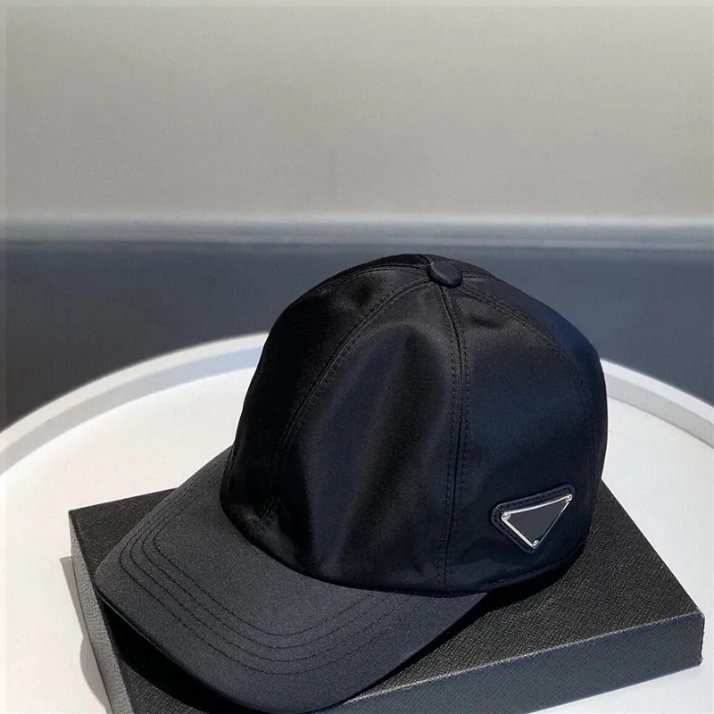 デザイナー野球帽の品質メンメンクラシックトライアングルフィットハットハットキャスケットビーニーボンネットフロントサイドユニセックス