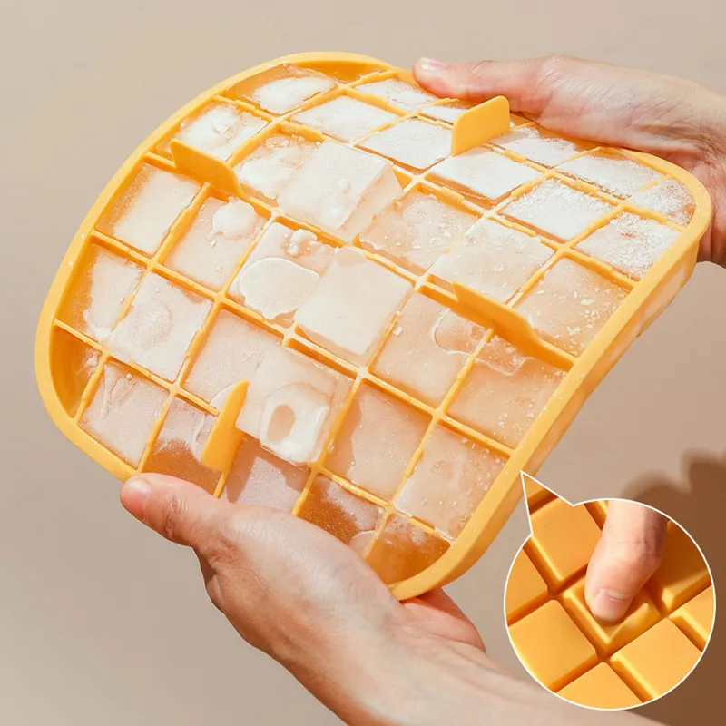 Vassoio cubetti di ghiaccio 36 griglie Stampo in silicone fai-da-te Cucina Creatore di creme Contenitore di stoccaggio Reticolo Scatole stampi Artefatto 220509