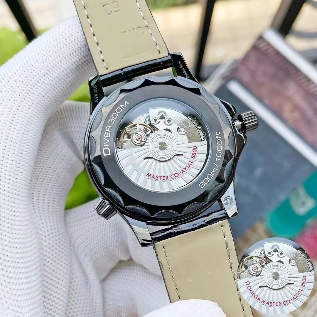 Роскошные мужские часы высочайшего качества, 300-метровые часы Dive Dive, совершенно новые углеродно-черные Super-Luminnova, кожа со светящимся покрытием, Fine Stee294v