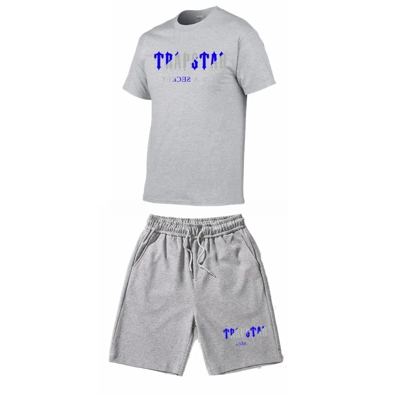 TRAPSTAR Tracksuit Set Men T Shirt Shorts Summer Sportswear Jogging Pants Streetwear Harajuku Tops Short Sleeve Suit 220719