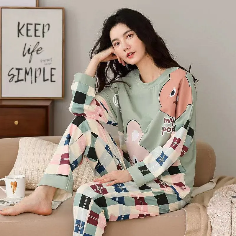 Vår Höst Kvinnor Sömn Lounge Pajama Långärmad Set Tecknad Pyjamas Polyester Sleevkläder Hemkläder 3XL 5XL Fashion 220329
