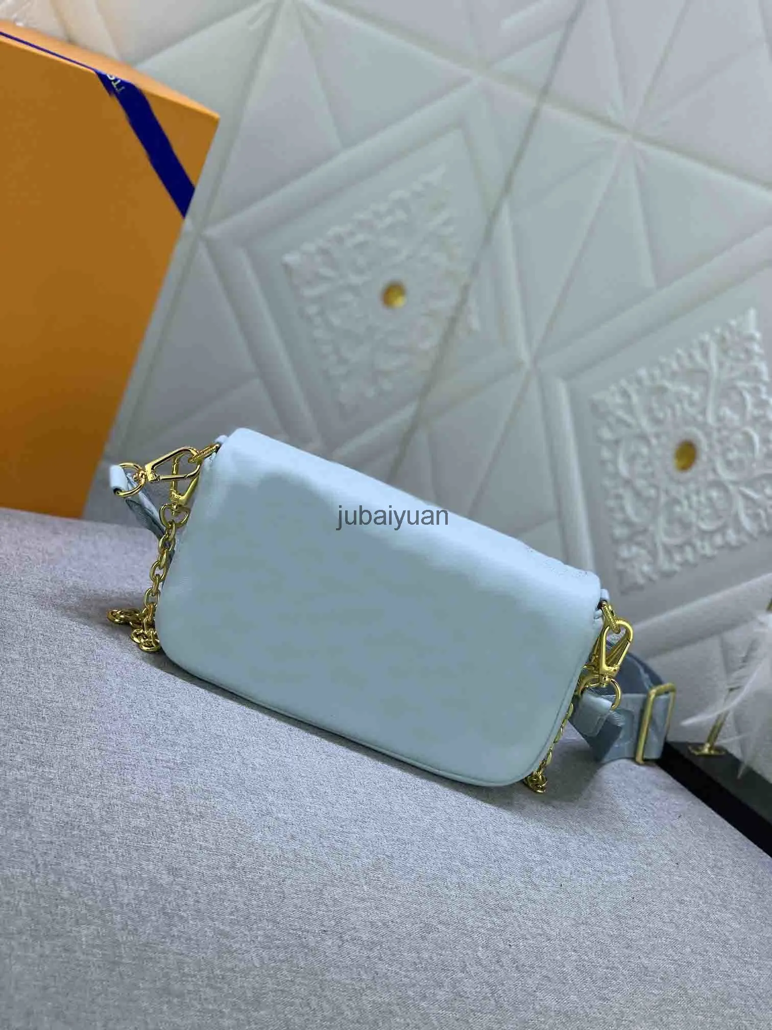 2022 designer handväskor lyxiga messenger väskor axel crossbody mode kvinnor shopping väskor plånbok på remväska handväska ko läder m81398