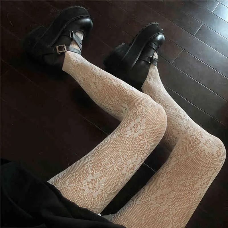 Lolita Hollowed Out Lace Mesh Stockings Bottomed Pantyhose Japanese Retro Floral Rattan White Stocking Classic Tights T220808