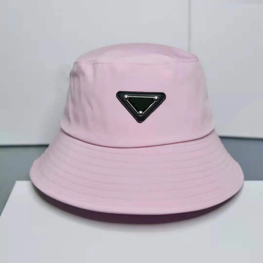 Fashion designer men sun Hat Black white Pink khaki fisher man Bucket Hats summer breathable leather Block sunscreen caps for wome252s