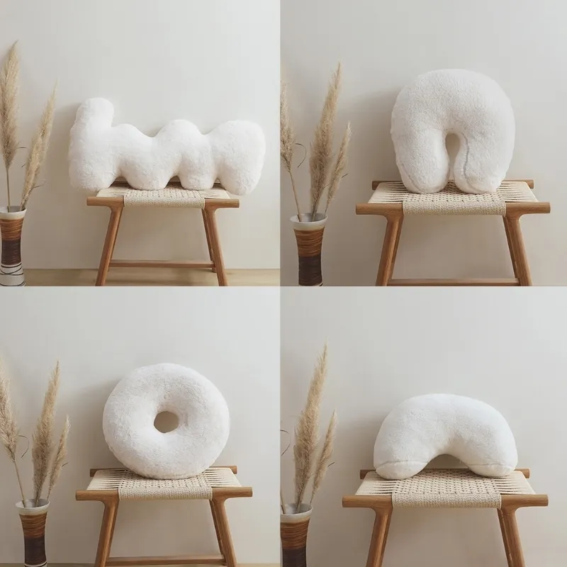 Nordic White Plush Throw Pillow Abstrakt Geometrisk Letter Form Fylld Soffa Stol Sits Velvet Kudde Heminredning 220406