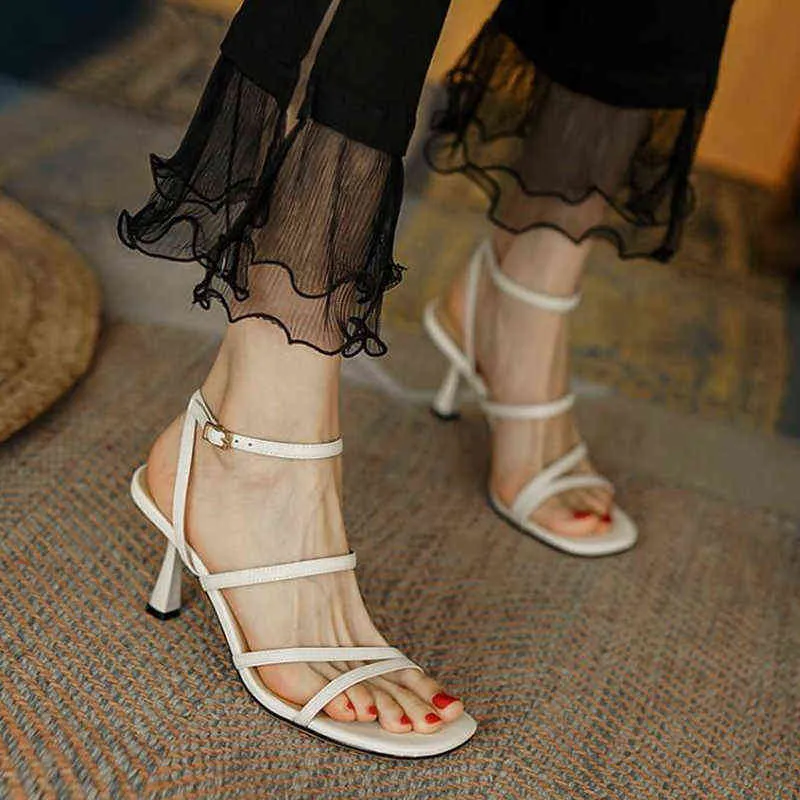 Sandaler High Heels Woman Summer Shoes 2022 Fashion Roman Gladiator Sandalias Pu Leather Strappy Beige White Dress Office 220704