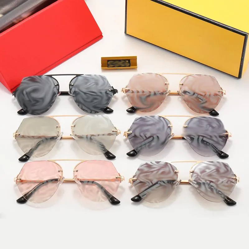 Lunettes de soleil d'été classiques pour femmes, verres de soleil FE noirs et blancs, lentille UV avec revêtement bleu, lunettes de soleil, montures de lunettes pour hommes eyegl264W