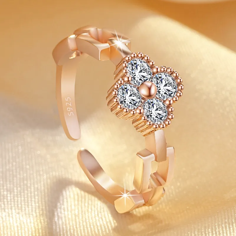 Anelli di banda di design a trifoglio dolce coreano donne cz zircone splendente cristallo aperto in oro rosa bling diamante anello d'amore 311Z 311Z