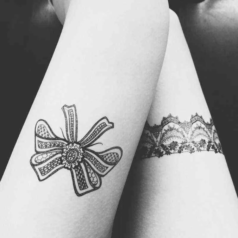 NXY Tymczasowy Tatuaż 1 Szkace White Black Henna Sexy Koronki Pończochy Arabski Indian Rose Butterfly Bow Flash Wedding Art Farba na ręce Noga 0330