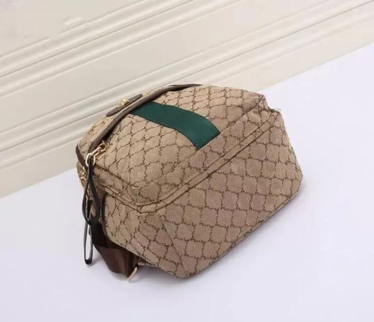 Klassisk ryggsäck stil lyxdesigner totes lady mode handväskor två axelband väskor brev blixtlås 30 cm plånböcker
