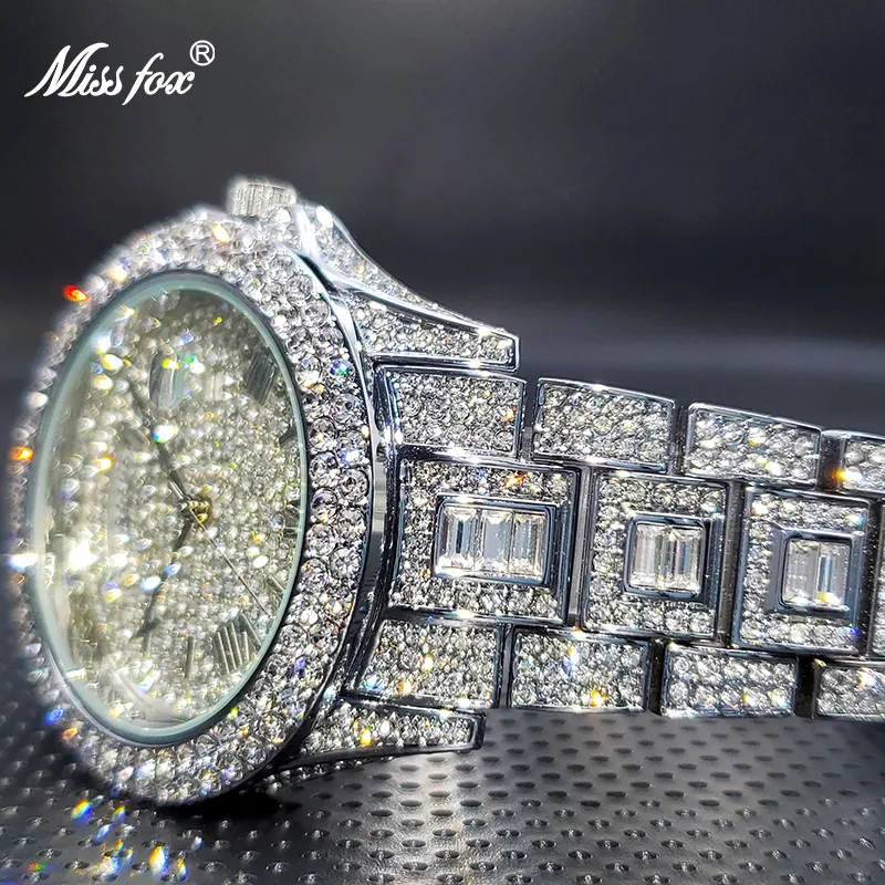 Horloges Relogio Masculino Luxe MISSFOX Ice Out Diamond Horloge Multifunctionele Dag Datum Aanpassen Kalender Quartz Horloges Voor Mannen 246l