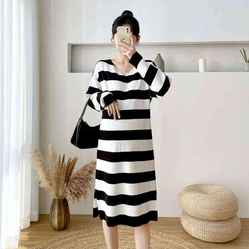 Autumn Pregnant Women V Neck Long Sleeves Side Split Loose Sweaters Wide Stripe Knitting Dress Plus Size Maternity Straight Dress J220628