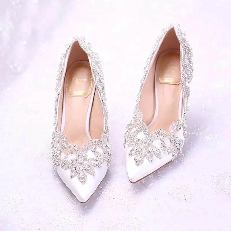 멋진 크리스탈 다이아몬드 웨딩 슈즈 포인트 발가락 하이힐 흰색 신부 펌프 파티 파티 신발 AL2311 3068