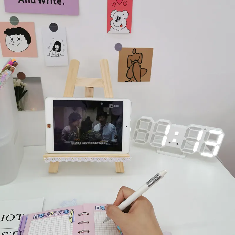 Mobile iPad Tablet Stand Trä Skrivbord Storage Rack Easel Dekoration Student skrivbord Förvaring hållare Miljövänlig spetsinredning