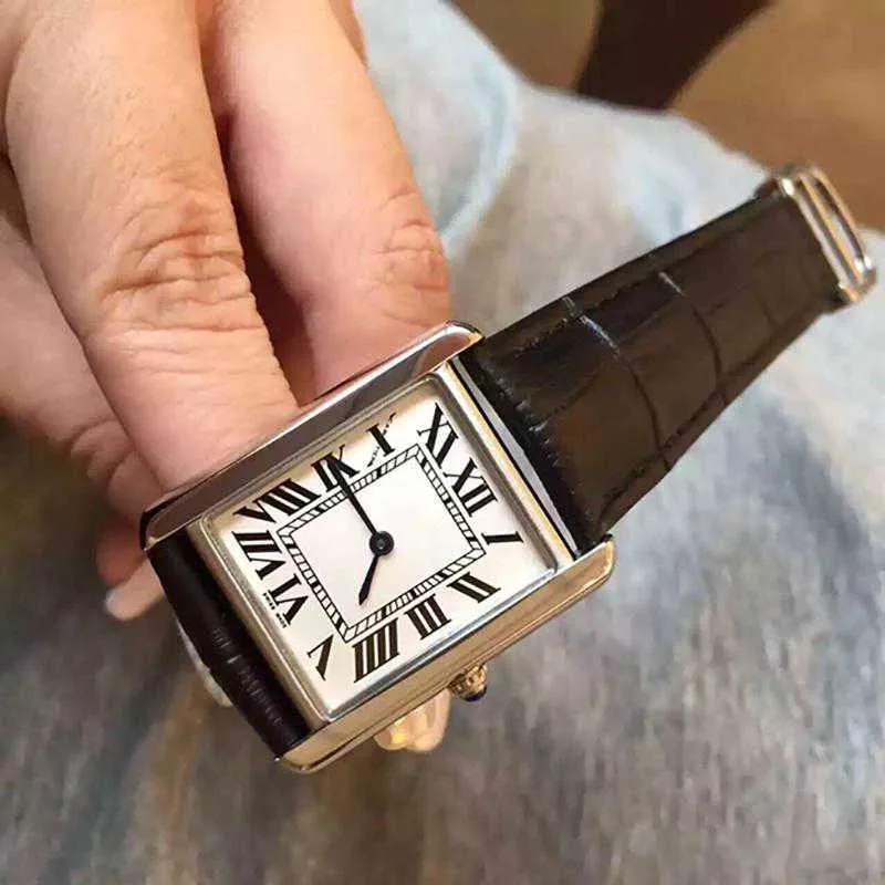 Lady U1 Nowe zegarki Nowe modne kobiety zegarki dla damskich zegarków zwykłe odbytnicy skórzany pasek Relogio feminino lady kwarcowy prezent na rękę 234R