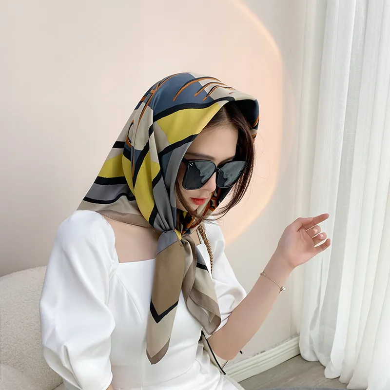 lente vrouwelijke sjaal hoge kwaliteit sjaal zijde mode hoofd strand zonwering Baotou 90cm * 90c 220516
