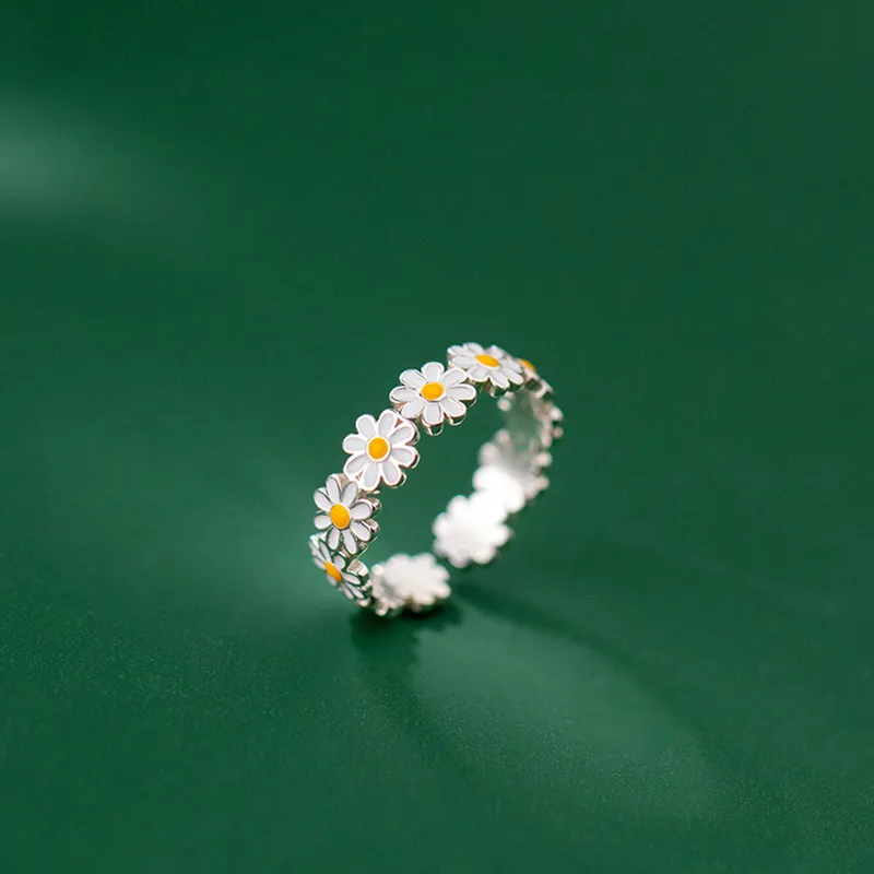 Cute Daisy Flowers Rings For Women Sweet Girls Exquisite Enamel Sunflower Open Ring Korea New Trend Jewelry Wedding Gift