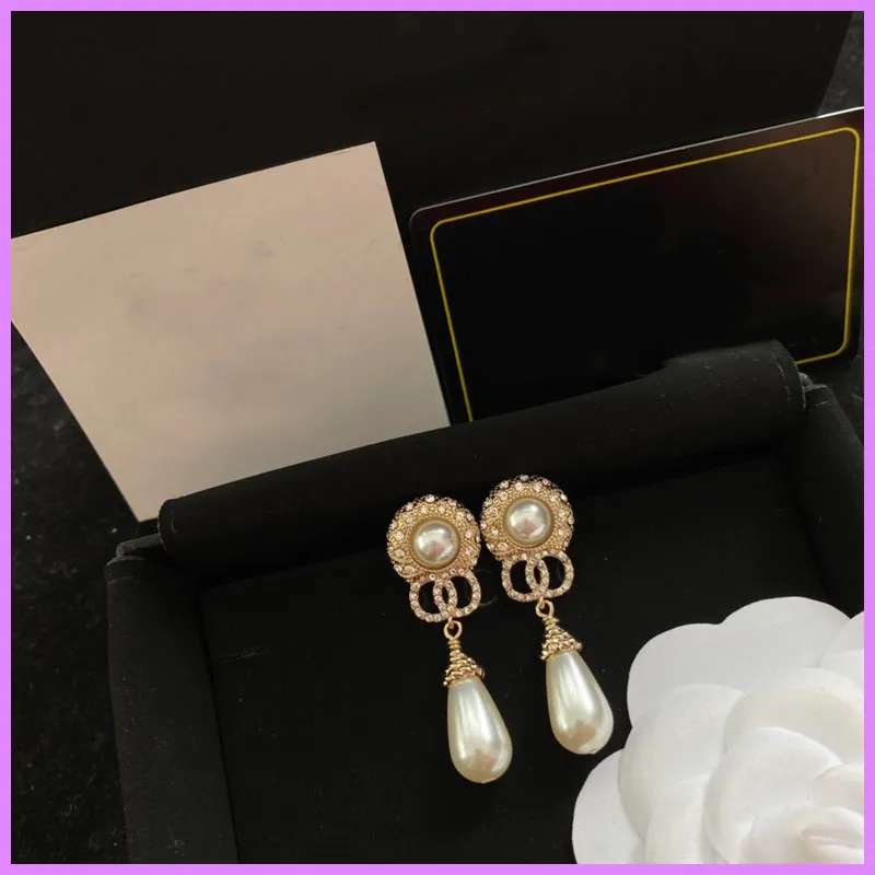 Vrouwen Nieuwe Parel Oorbellen Goud Water Drop Earring Womens Letters Designer Sieraden Klassiek met Diamanten Dames Oorjaren voor Party D223212F