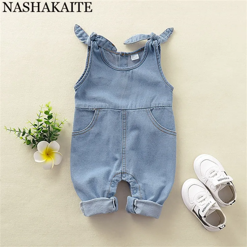 nashakaiteの女の赤ちゃんの服の肩の包帯ジーンズオーバーオンポケットデコかわいいデニム生まれのジャンプスーツ220426
