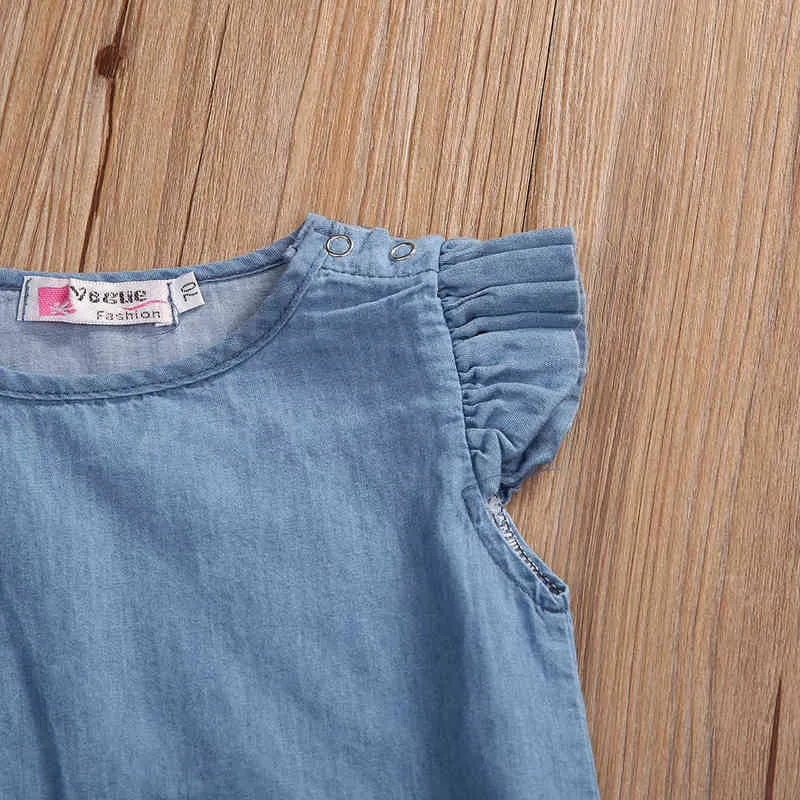 Nowonarodzone dziewczynki muchy romper romper nowonarodzony jeansowy stały kolor Bodysuit bez rękawów 0-24 m Ochrona przeciwsłoneczna przyjazna dla skóry G220521