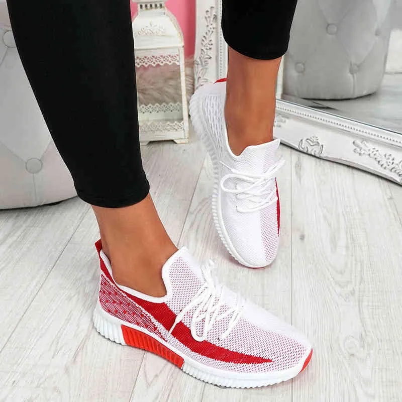 2022 Yaz Kadın Moda Örgü Nefes Ayakkabı Düz Sneakers Karışık Renkli Rahat Vulkanize Femme Spor Daireler Koşu Ayakkabıları Y220526