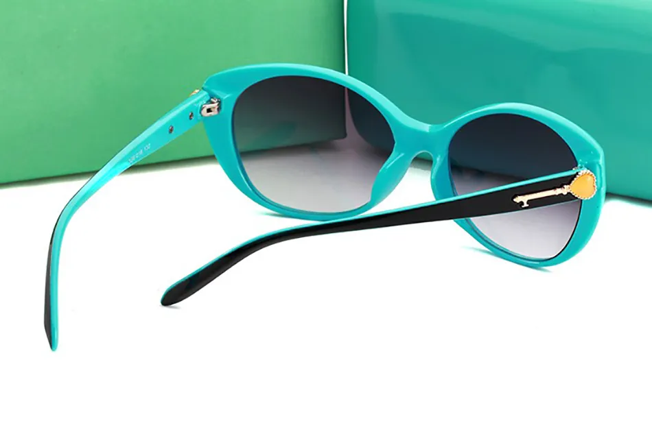 Verão feminino óculos de sol emenda azul preto gato olho óculos quadro ouro coração chave metal fivela design menina presente amante moda eyegl255g