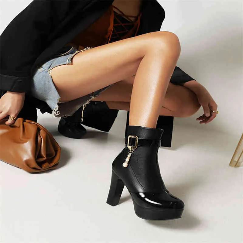 أحذية سوداء نساء منصة الكاحل الفاخرة الكريستال عالية الكعب القصيرة الإناث الإناث الخريف الشتاء السيدات أحذية كبيرة الحجم 45 220805