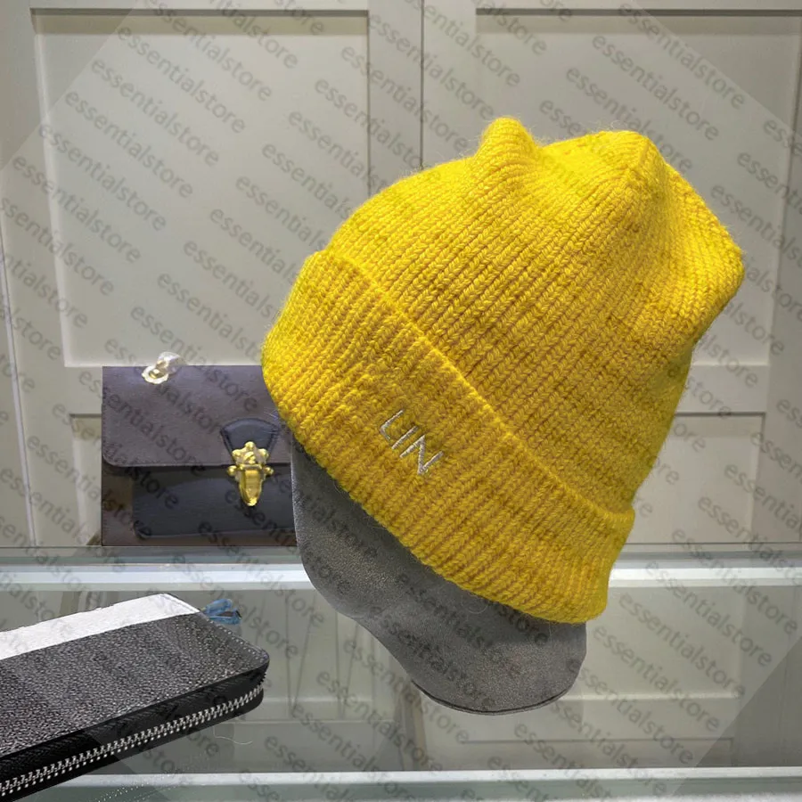 Winter Beanies Seamed Cap for Woman Man Designer Skull Caps Brand Brand Beanie Fashion Street Hat2442