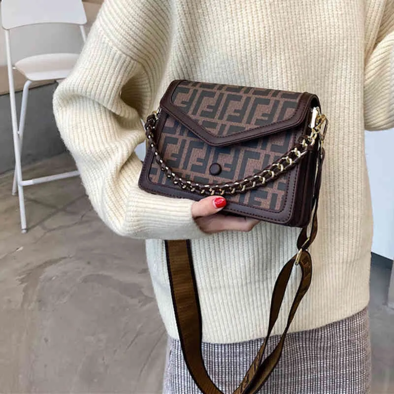 Bags Women's bag spring and winter popular new style one shoulder small square broadband messenger Purse